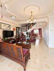 Blk 327 Jurong East Street 31 (Jurong East), HDB Executive #628376301